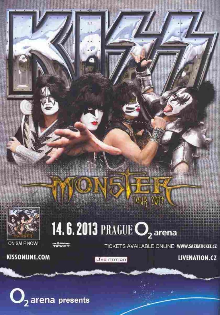 Kiss (2013)